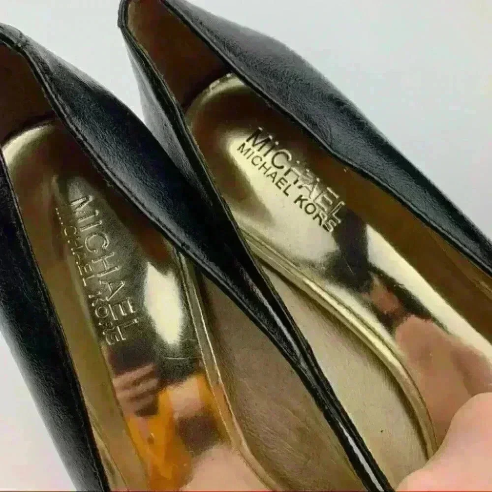 Michael Michael Kors platform heels size 7.5 black